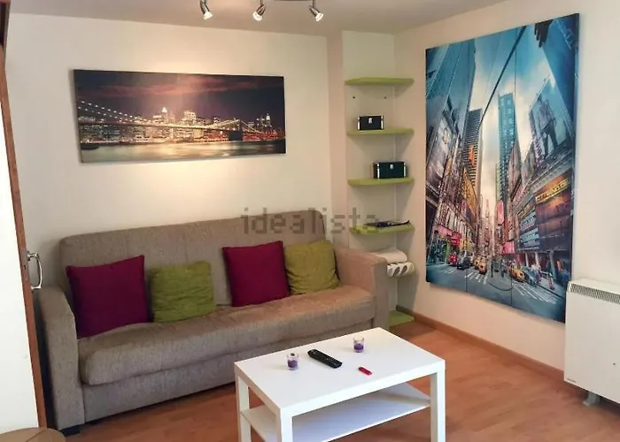 Ed Serraneu Esqui Estudio En *